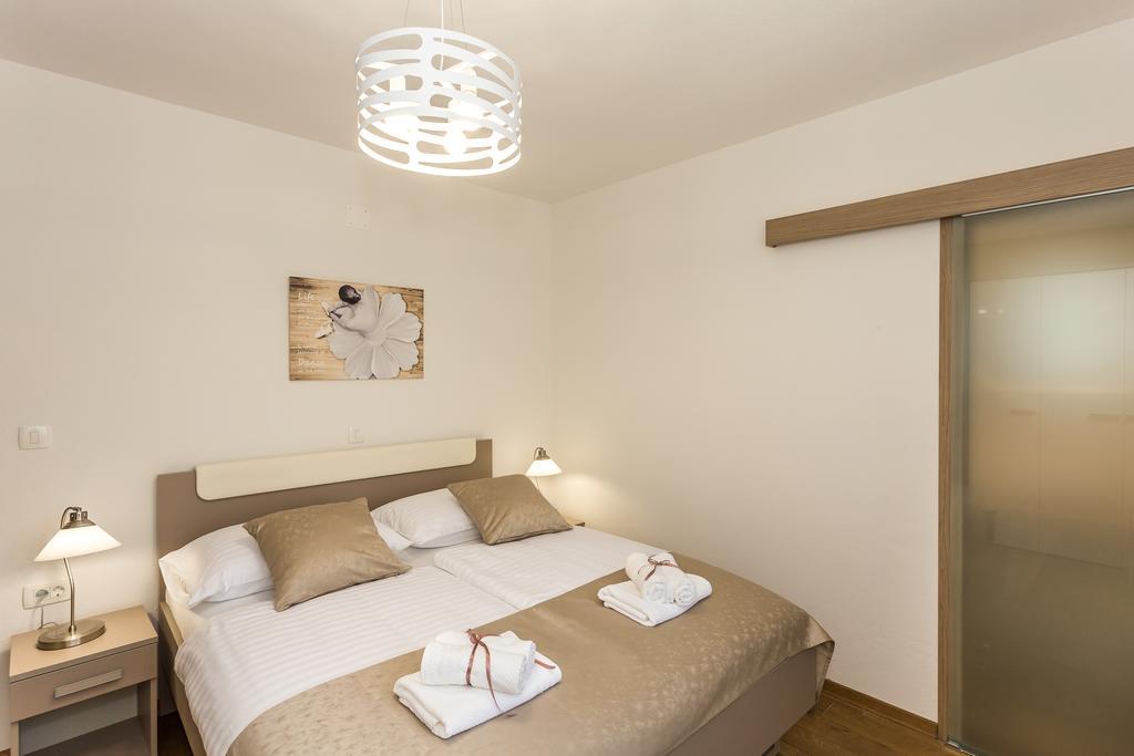 Rusula Kaštel Novi