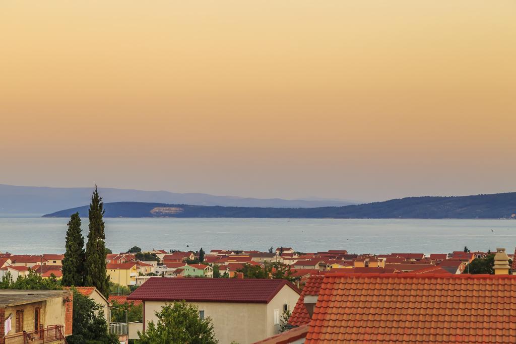 Rusula Apartman Kaštel Novi