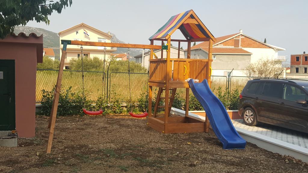 Rusula * Kaštel Novi